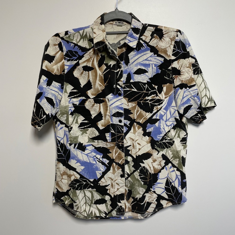 A Smile Womens Vintage Hawaiian Shirt Floral Short Sleeve Button Up Made in‎ USA